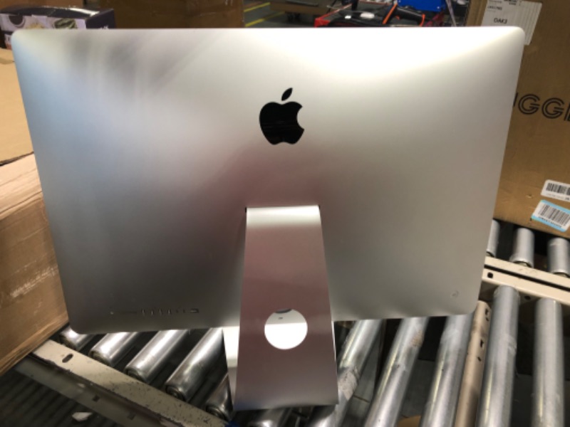 Photo 4 of  Apple iMac MNDY2LL/A 21.5 Inch, 3.0GHz Intel Core i5, 8GB RAM, 1TB HDD, Silver (Renewed), macOS High Sierra
