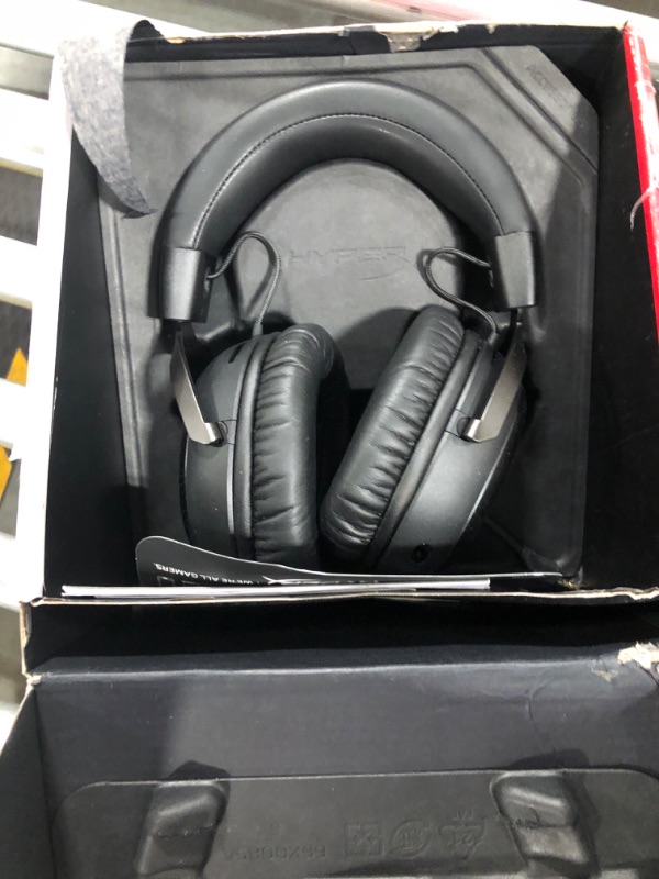 Photo 2 of ***FOR PARTS ONLY***

HyperX Cloud III Wireless – Gaming Headset for PC, PS5, PS4, up to 120-hour Battery, 2.4GHz Wireless, 53mm Angled Drivers, Memory Foam, Durable Frame, 10mm Microphone, Black Black Wireless