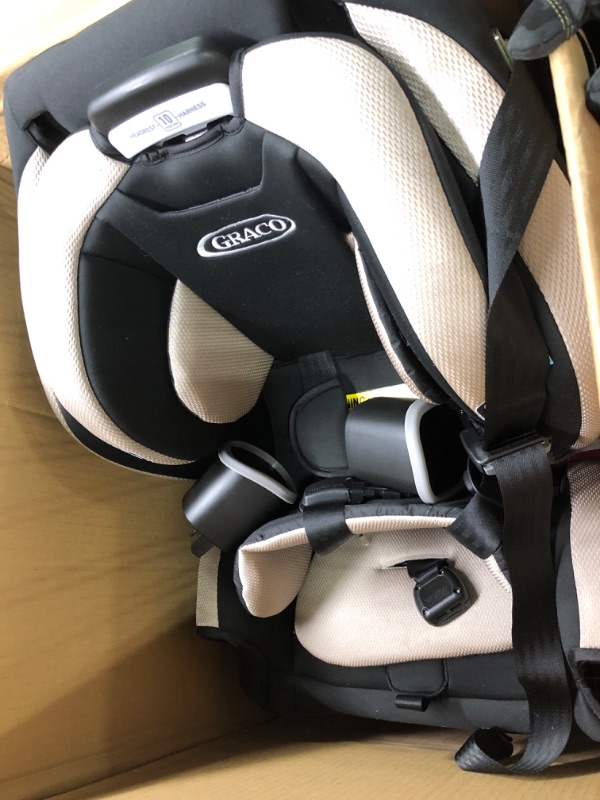 Photo 3 of Graco - Extend2Fit Convertible Car Seat, Kenzie