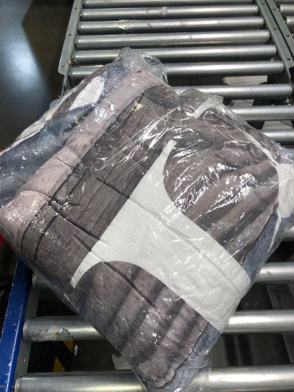 Photo 1 of Lake House Comforter Sets Queen Size Rustic Farmhouse Bedding Set Wooden Print Grey White Bedspread for Kids Adults Men Lake House Decor Home Cabin Women Boys Country Style Quilted Duvet Insert 3pcs Lake House 01 Queen