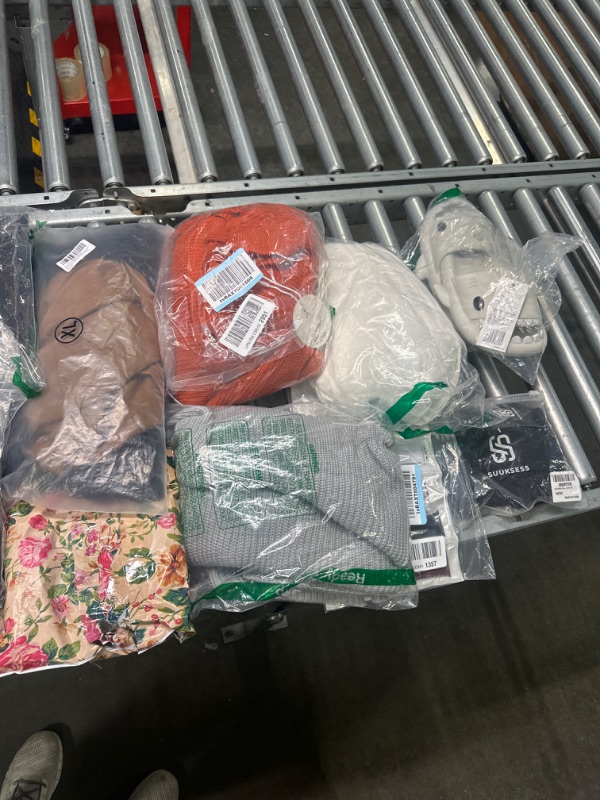 Photo 1 of 15pk CLothing/Acces. Variety Pack New/Used ***As is No Returns***