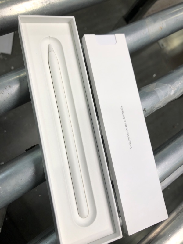 Photo 3 of **NEEDS UP TO DATE SOFTWARE AND HARDWARE** Apple Pencil (2nd Generation)