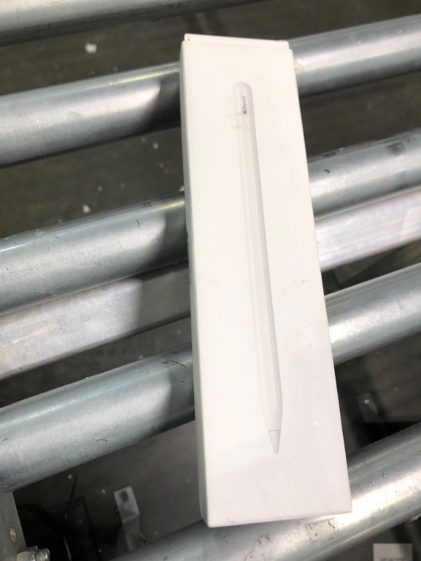 Photo 2 of **NEEDS UP TO DATE SOFTWARE AND HARDWARE** Apple Pencil (2nd Generation)