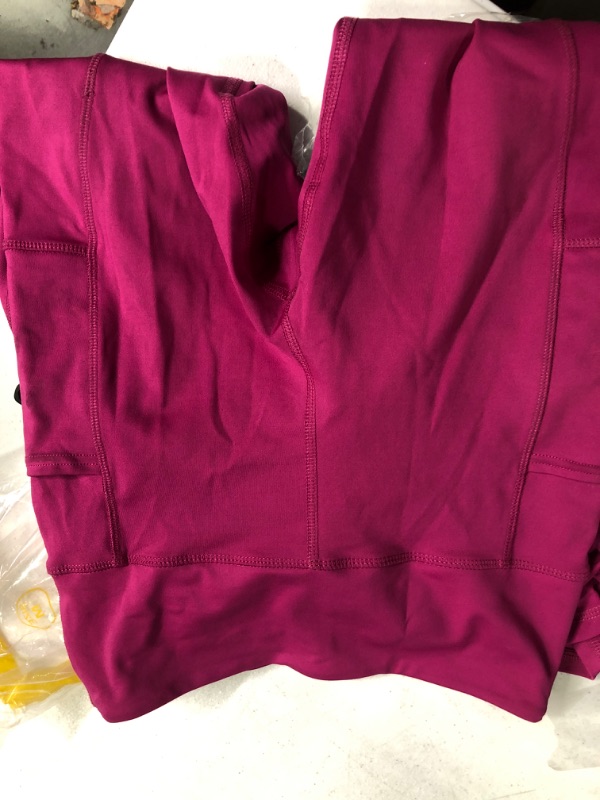 Photo 2 of **USED** Bally Total Fitness Women's Bow High Rise Pocket Ankle Legging Festival Fuchsia Medium