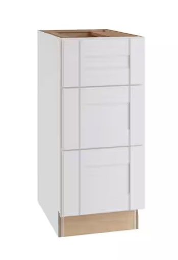 Photo 1 of Washington Vesper White Plywood Shaker Assembled 3 Drawer Base Kitchen Cabinet Soft Close 12 in W x 21 in D x 34.5 in H
