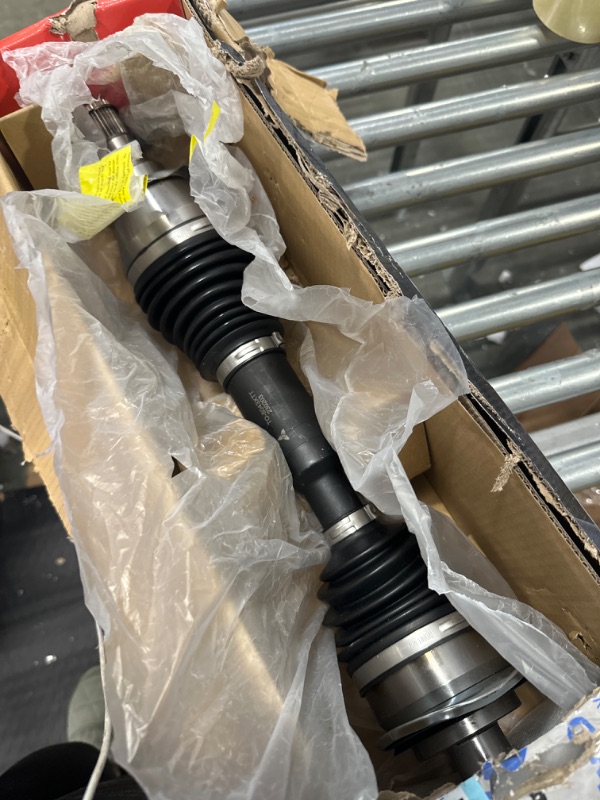 Photo 3 of SurTrack TO-8043XTT - Front Passenger Side CV Axle Shaft