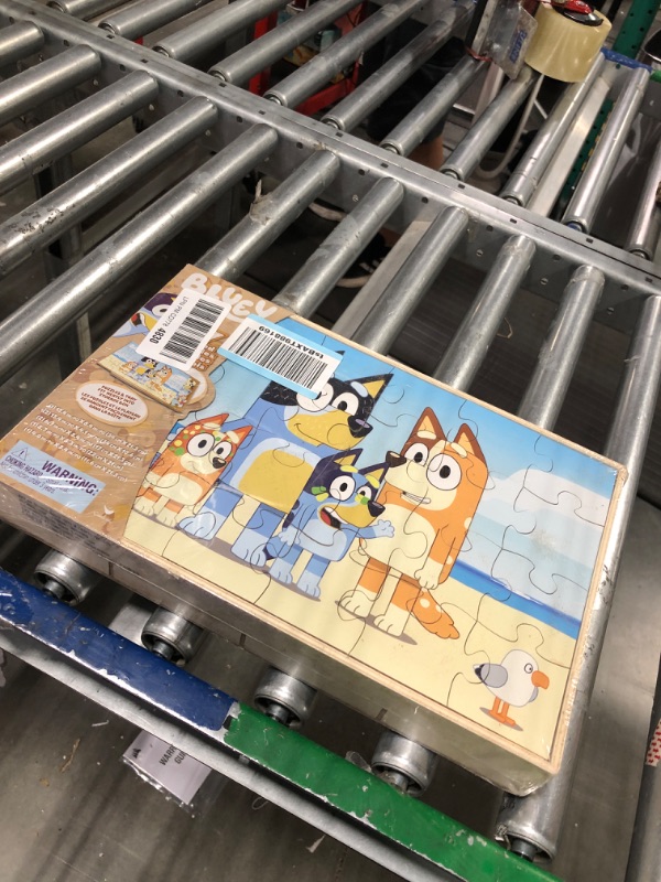 Photo 1 of Bluey Wooden Jigsaw Puzzle Set - 7pk *Sealed*
