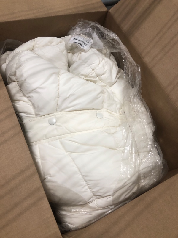 Photo 2 of Amazon Essentials Women's Heavyweight Long-Sleeve Hooded Puffer Coat (Available in Plus Size) 3X Ivory