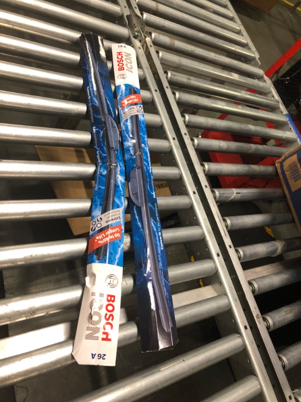 Photo 2 of Bosch ICON Wiper Blades 26A18A (Set of 2) Fit Acura: 14-04 TL, GMC: 19-18 Terrian, Hyundai: 10-07 Elentra, 07-12 Santa Fe, Jeep: 19-18 Compass +More, Up to 40% Longer Life, Frustration Free Packaging 26A and 18A Frustration Free Combo Wiper Blades