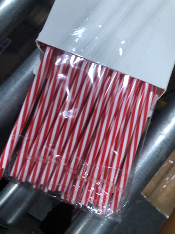 Photo 2 of Christmas Reusable Plastic Straws Long Red Striped Straws Xmas Drinking Straws with Rings for Christmas Wedding Party Supplies(24 Pieces,11 Inch) 24 24 Count (Pack of 1)