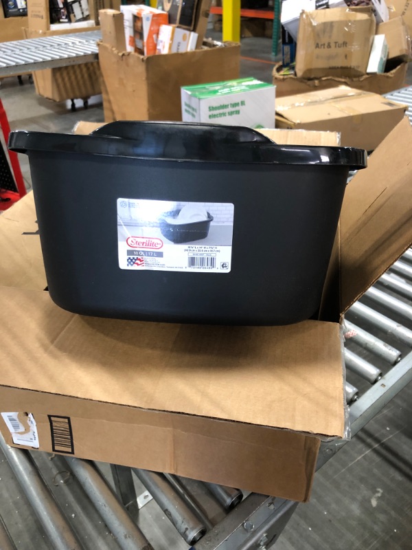 Photo 1 of 18 Quart Sterilite Black Dishpan