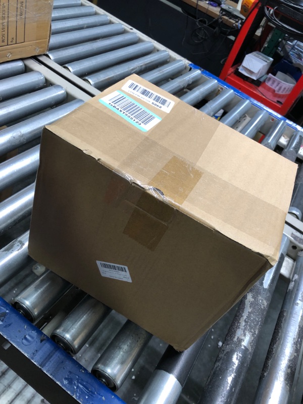 Photo 1 of VFD Single Phase to 3 Phase Converter, MYSWEETY 4KW 5PH 220V/17A 0-3200Hz Variable Frequency Drive, Inverter for Spindle Motor Speed Control (1 Phase Input and 3 Phase Output) Vector-4KW 5PH 220V