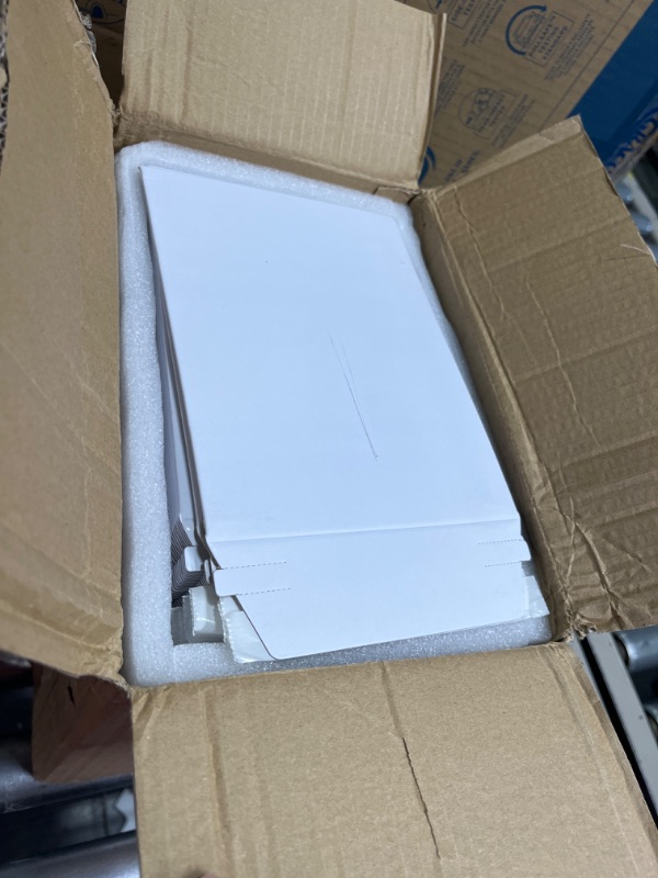 Photo 2 of 100 Pack White Rigid Mailers, Stay Flat Cardboard Envelopes for Photos, 6 x 8 in