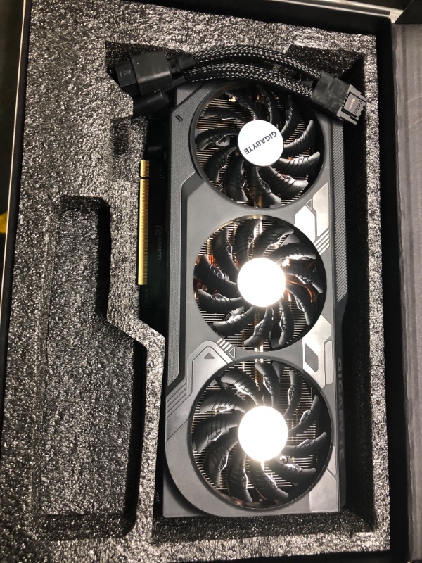 Photo 1 of GV-N407TWF3OC-12GD 12 GB GeForce RTX 4070 Ti Windforce OC GDDR6X Graphics Card
