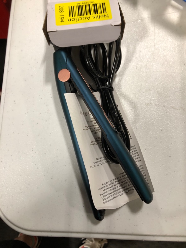 Photo 2 of CkeyiN Hair Crimping Iron, Professional Mini Crimper Iron for Fluffy Hairstyle, Anti Static Crimping Hair Iron Can Adjust Temperature, Corn, Perm, Waves, Curls for All Hair Types Emerald