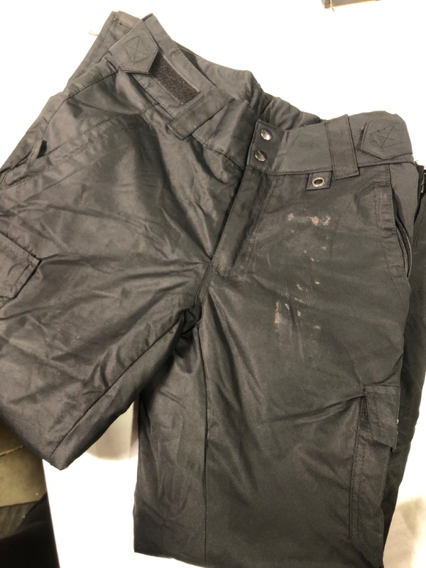 Photo 1 of Arctix Women's Snow Sports Cargo Pants Black Medium
