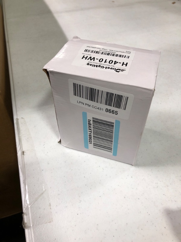 Photo 1 of **SMALL**  Direct-Lighting 50010 White MR16 Cylinder Low Voltage Track Lighting Head