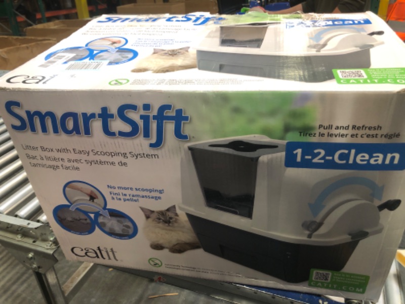 Photo 4 of  ** DOOR MINIOR DAMAGE **Catit Smartsift Automatic Sifting Cat Litter Box