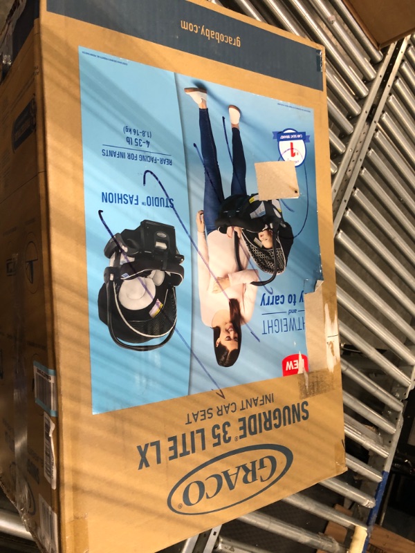 Photo 1 of **NOT COMPLETE SET** Graco SnugRide 35 Lite LX Infant Car Seat, Studio SnugRide 1 Count (Pack of 1) Studio **no head support pillow**