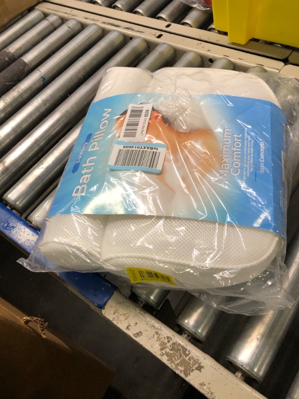 Photo 1 of Bath Pillow (Premium Quality)