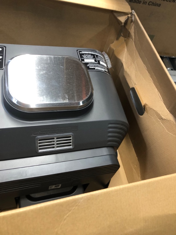 Photo 3 of Ninja DG551 Foodi Smart XL 6-in-1 Indoor Grill with Air Fry, Roast, Bake, Broil, & Dehydrate