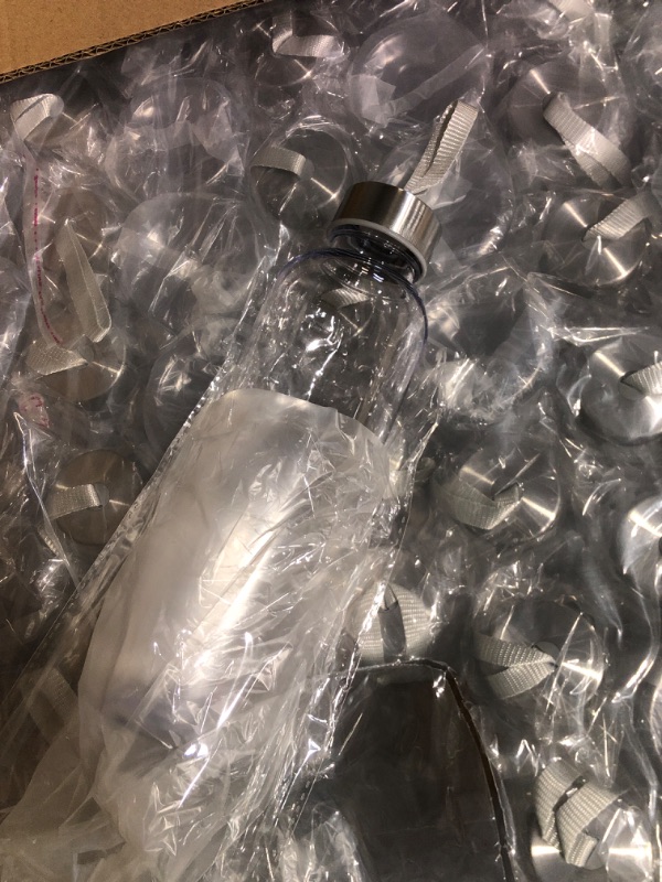 Photo 3 of (see all images) Zubebe 80 Pcs Reusable Water Bottles Bulk Clear Bottles 