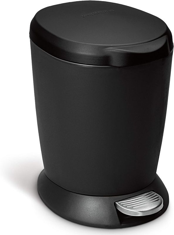 Photo 1 of ***SEE NOTES***
 6 litre round step can black plastic