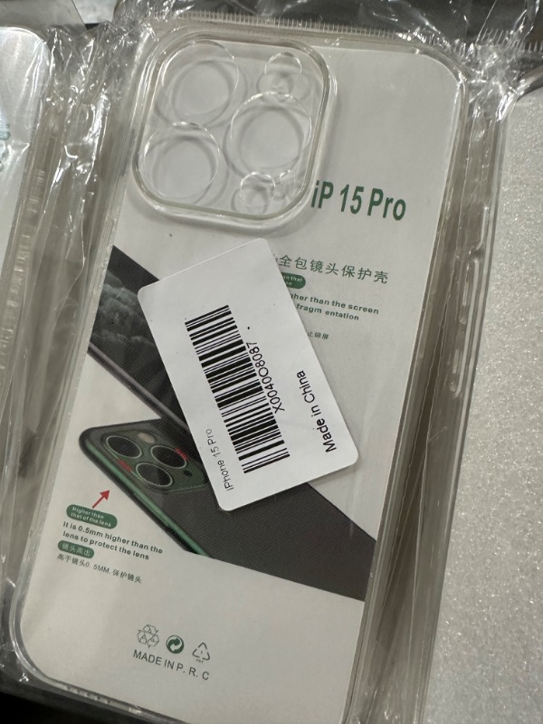 Photo 1 of CLEAR I PHONE 15 PRO  CASE 
6 PACK 