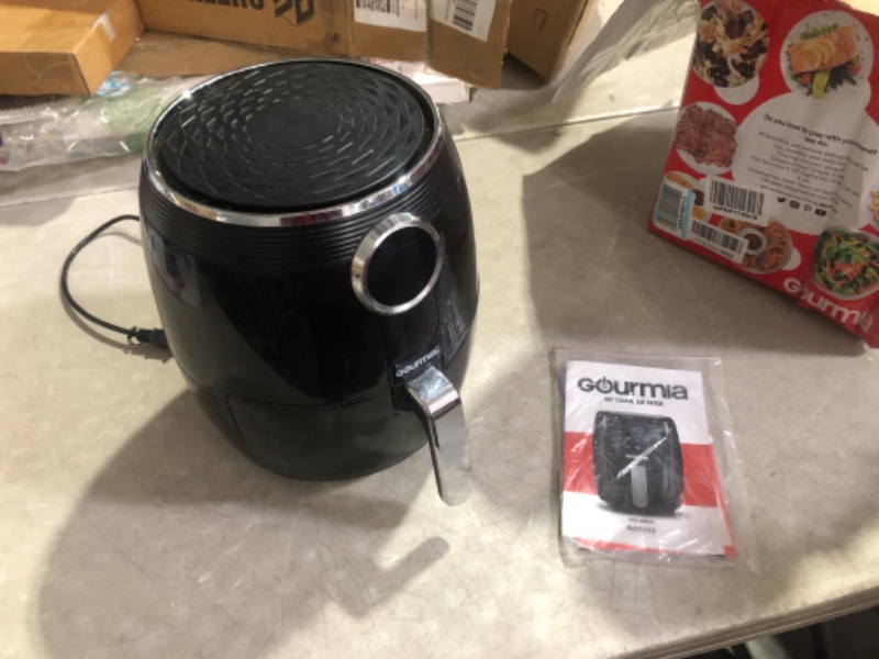 Photo 5 of ***DAMAGED - UNTESTED - SEE COMMENTS***
Gourmia GAF575 5-Quart Digital Air Fryer - No Oil Healthy Frying - 12 One-Touch Cooking Functions - Guided Cooking Prompts