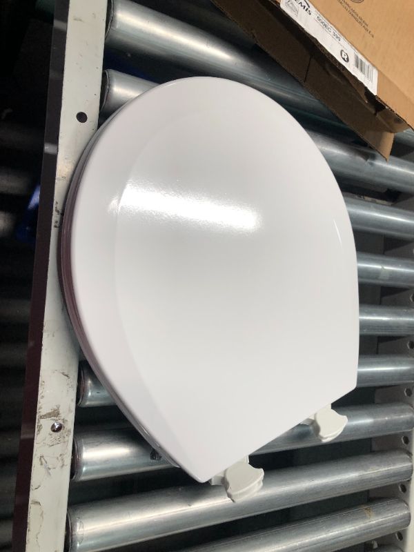 Photo 3 of ***USED - LIKELY MISSING PARTS - UNABLE TO VERIFY FUNCTIONALITY***
BEMIS 500EC 390 Toilet Seat with Easy Clean & Change Hinges, 1 Pack Round, Cotton White