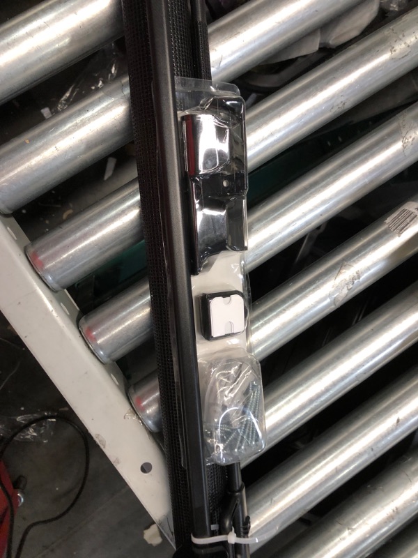 Photo 3 of Retractable Baby Gate,33x55 Inch