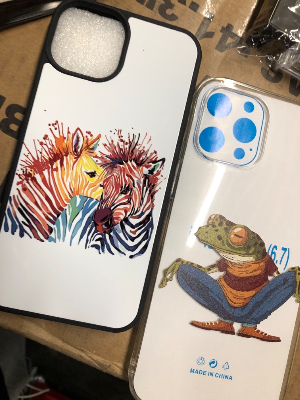 Photo 1 of  SET OF 4 iPHONE CASES 4 PACK