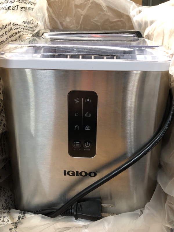 Photo 3 of ***SEE NOTES*** Igloo Automatic Ice Maker, Self- Cleaning, Countertop Size, 26 Pounds in 24 Hours, Ice Cubes in 7 Minutes, LED Control Panel, Scoop Included, Perfect for Water Bottles, Mixed Drinks, Stainless Steel Item model number ? : ? IGLICEBSC26SS