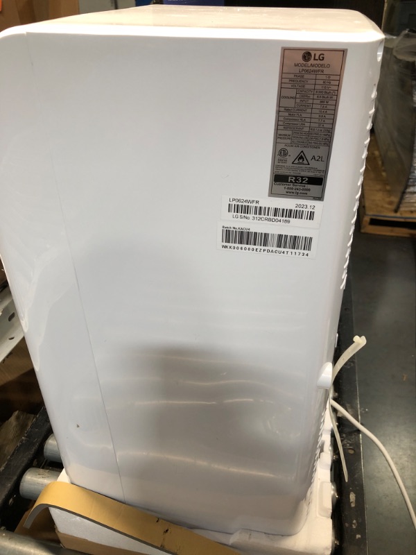 Photo 4 of ***SEE NOTES*** LG LP0624WFR Portable Air Conditioner w/Remote, Cools 250 Sq.Ft, Quiet Operation, 115V, 6,000 BTU (9700 ASHRAE), White White 6,000 BTU (9700 ASHRAE)