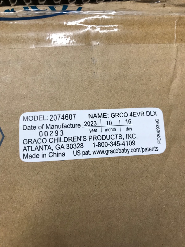 Photo 4 of Graco 4Ever DLX 4 in 1 Car Seat, Infant to Toddler Car Seat, with 10 Years of Use, Fairmont , 20x21.5x24 Inch (Pack of 1) DLX Fairmont