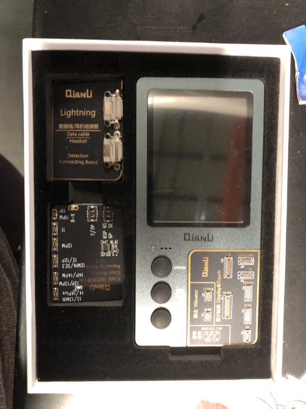 Photo 2 of Qianli 3 in 1 iCopy Plus 2.1 for iPhone 7/8/8P/X/XR/XS/XSMAX/11 Pro Max LCD/Vibrator Transfer EEPROM Programmer & Battery/Lighting Board BUILT IN BATTERY