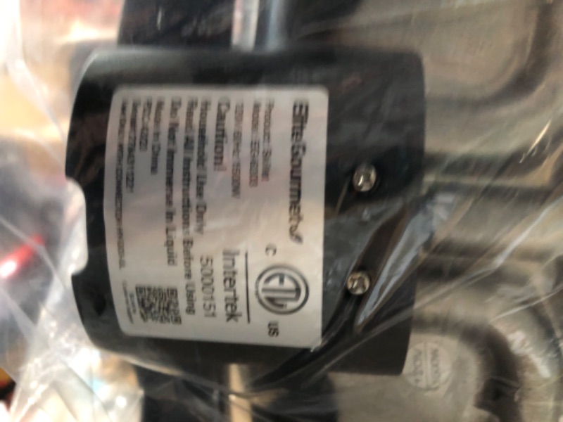 Photo 4 of ***USED - LID DAMAGED - POWERS ON - UNABLE TO TEST FURTHER***
Elite Gourmet EG-6203# Extra Deep 16"x13"x3.2" (10.5Qt.) Scratch Resistant, Easy Pour Spout Dishwasher Safe, Non-stick Electric Skillet with Glass Vented Lid, Adjustable Temperature, Black 10.5