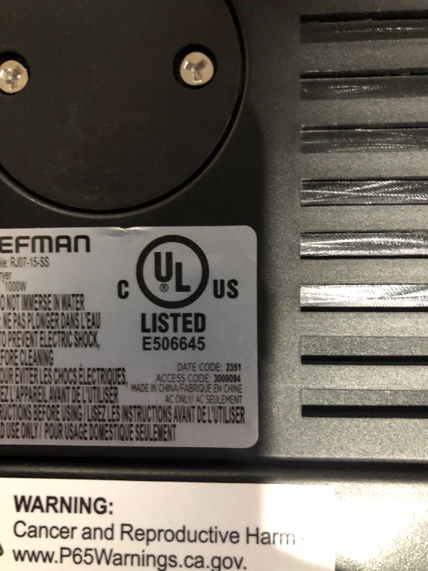 Photo 5 of [READ NOTES]
Chefman Fry Guy, The Most Compact & Convenient To Deep Fry Comfort Food, Restaurant-Style Basket With A 1.6-Quart Capacity, Easy-View Window & Adjustable Temp Control So You Can Cook To Perfection Stainless - 1.5 Liter