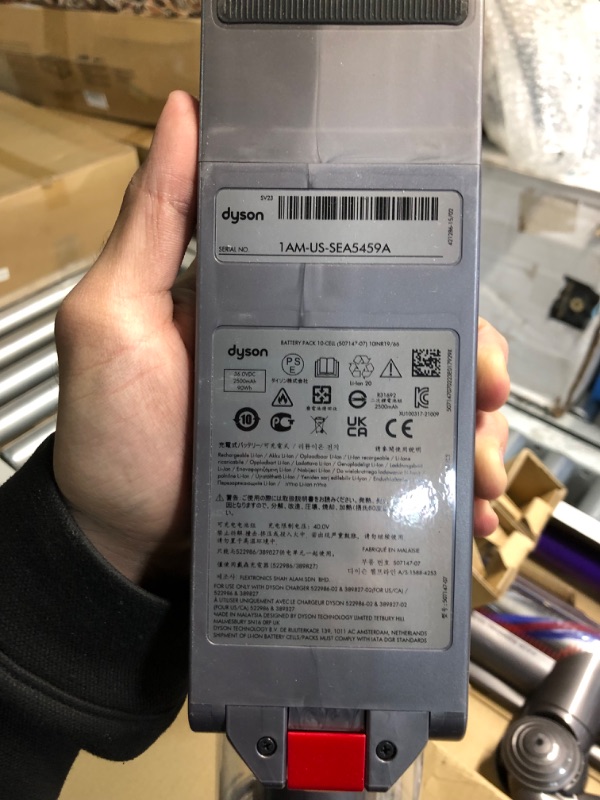 Photo 5 of Dyson Gen5detect Cordless Vacuum Cleaner