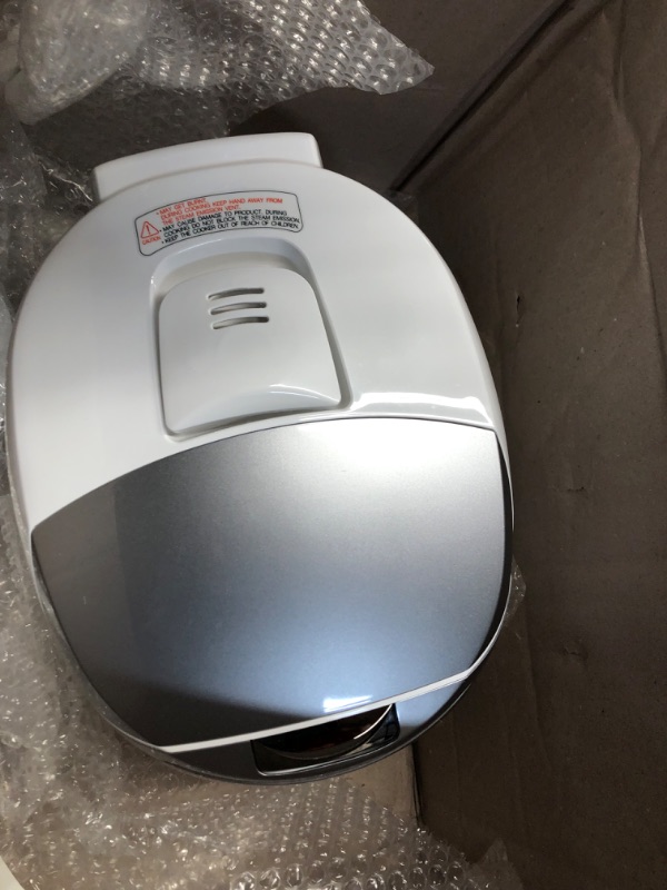 Photo 1 of Cuckoo CRP-RT0609FW 6 cup Twin Pressure Plate Rice Cooker & Warmer with High Heat, GABA, Mixed, Scorched, Turbo, Porridge, Baby Food, Steam (Hi/NonPress.) and more, Made in Korea (White)