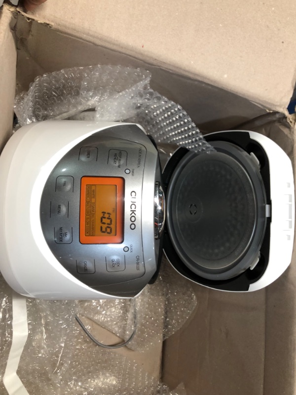 Photo 1 of Cuckoo CRP-RT0609FW 6 cup Twin Pressure Plate Rice Cooker & Warmer with High Heat, GABA, Mixed, Scorched, Turbo, Porridge, Baby Food, Steam (Hi/NonPress.) and more, Made in Korea (White)