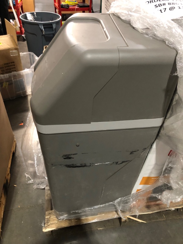 Photo 1 of ***NONREFUNDABLE - NOT FUNCTIONAL - FOR PARTS ONLY - SEE COMMENTS***
Rheem Preferred Platinum 42,000 Grain Water Softener with Wi-Fi Technology