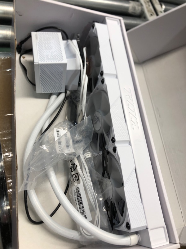 Photo 1 of ASUS ROG RYUJIN III 360mm ARGB White Edition All-in-One CPU Cooler