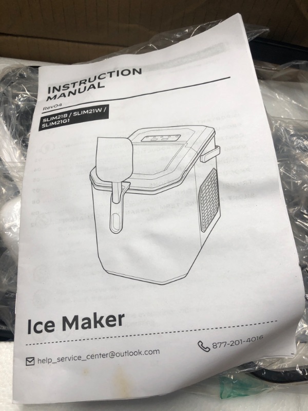 Photo 2 of **UNKNOWN IF FUNCTIONAL UNTESTED, PARTS ONLY** Silonn Ice Maker Countertop, Portable Ice Machine with Carry Handle, Self-Cleaning Ice Makers with Basket and Scoop