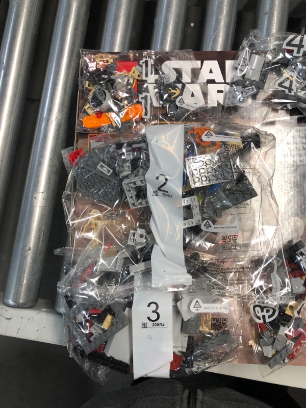 Photo 1 of **UNKNOWN MISSING PIECES***
LEGO Star Wars at-TE Walker 75337 Building Toy Set for Kids, Boys, and Girls Ages 9+ (1,082 Pieces) Standard Packaging
