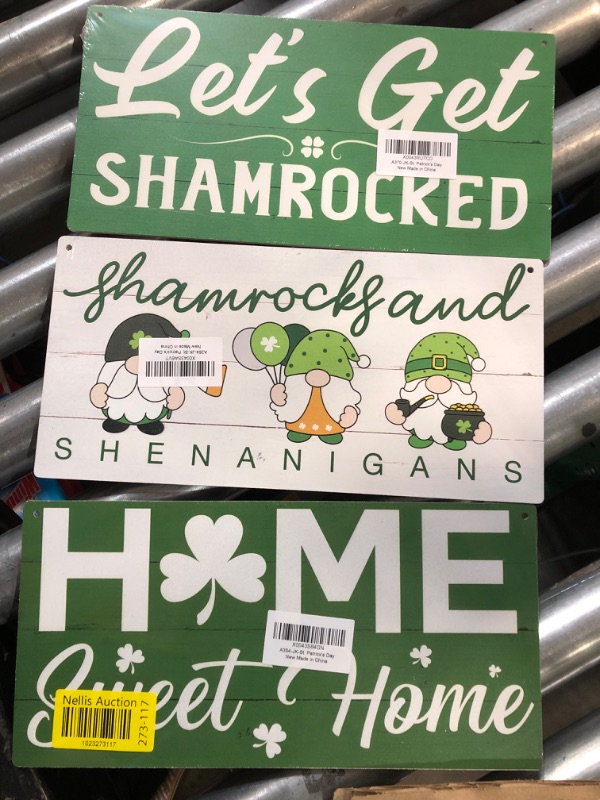 Photo 1 of **NONREFUNDABLE** St. Patty's Day Decoration Hanging Sign Bundle