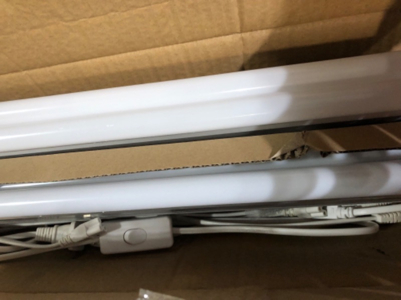 Photo 4 of (Pack of 8) Barrina LED T5 Integrated Single Fixture, 4FT, 2200lm, 6500K (Super Bright White), 20W, Utility Shop Light, Ceiling and Under Cabinet Light, ETL Listed, Corded Electric with ON/Off Switchs