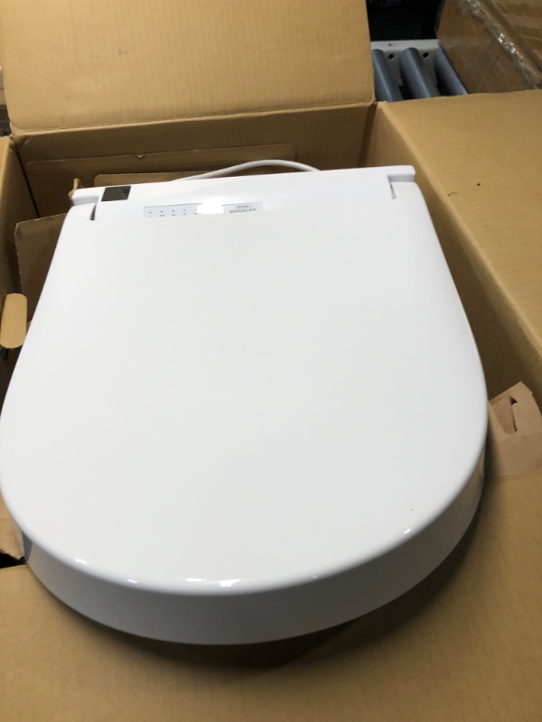 Photo 2 of ***USED - POWERS ON - UNABLE TO TEST FURTHER***
TOTO SW3083#01 WASHLET C5 Round Electronic Bidet Toilet Seat