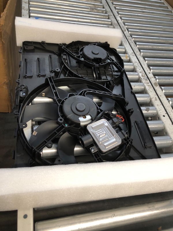 Photo 1 of A-Premium Engine Radiator Cooling Fan Assembly Replace# LR044833, LR100366