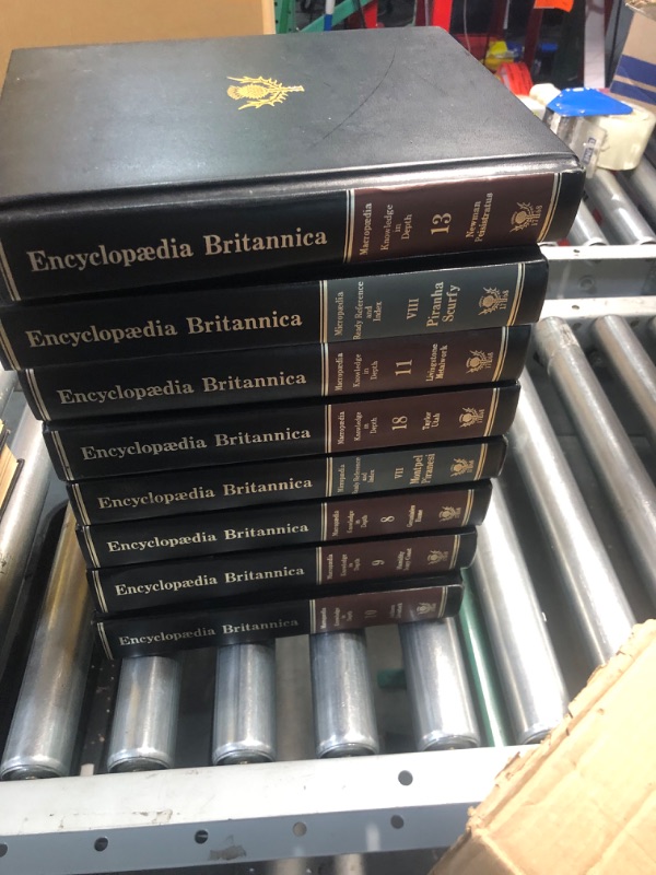 Photo 10 of Encyclopaedia Britannica 30 Vol Set